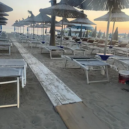 Aura 102 Appartement Durrës